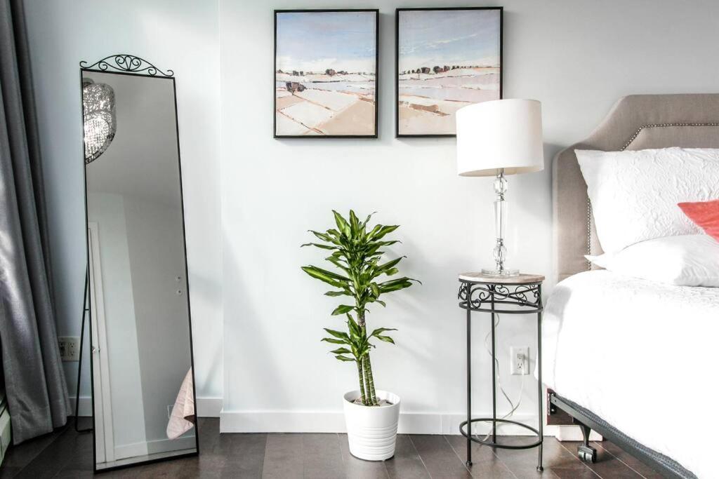Downtown 1 Bedroom Water View Condo Vancouver Exteriör bild